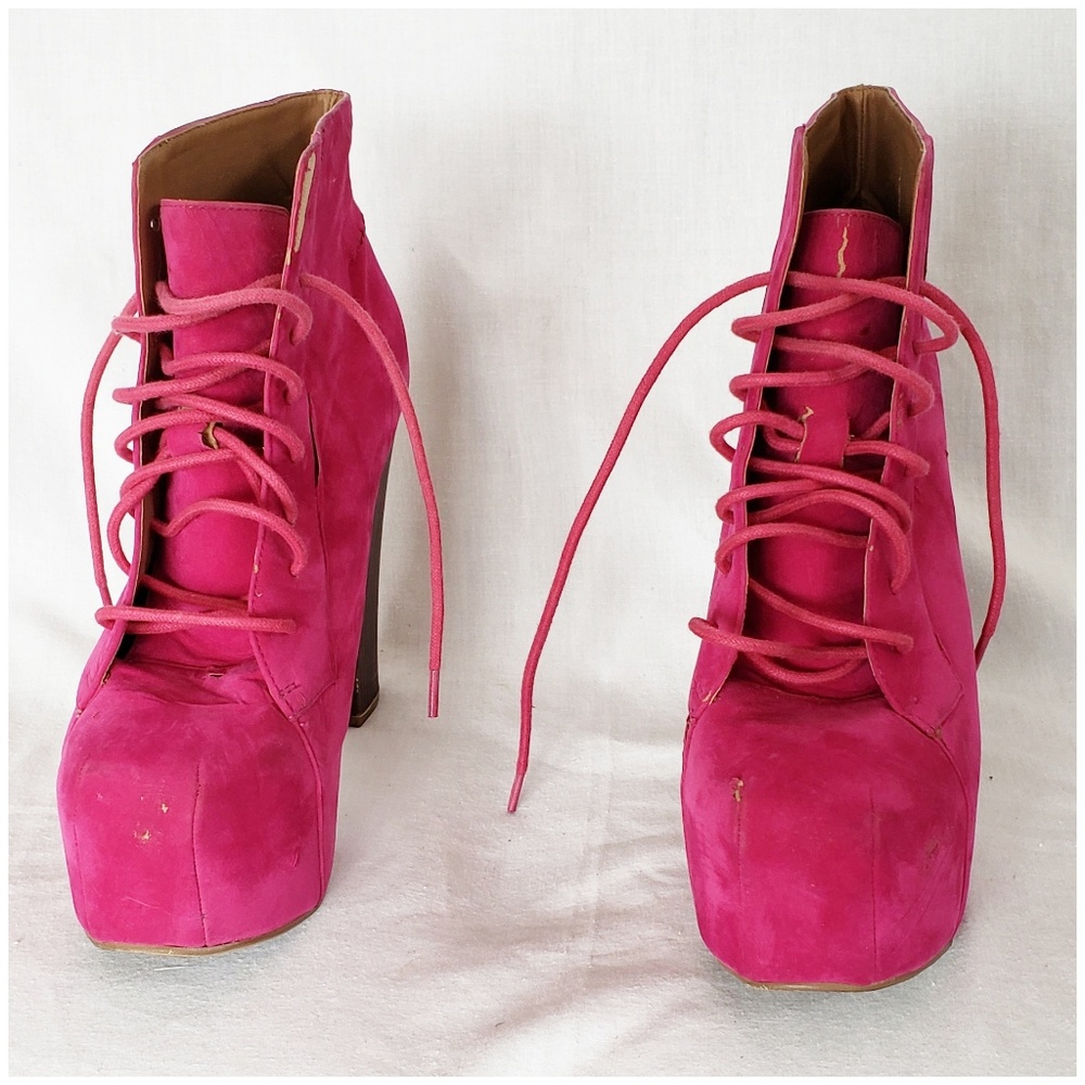 Pink Heels - Picture 2 of 8